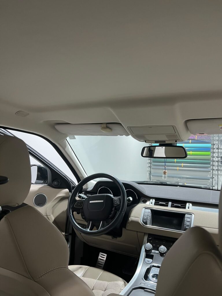 Tapizado de techo Range Rover Evoque en Alicante