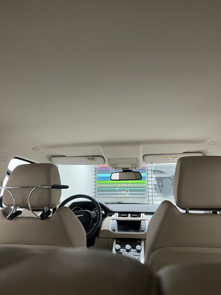 Techo tapizado Range Rover Evoque vista trasera - Car Light Garage