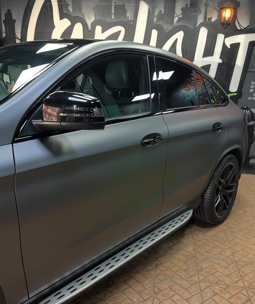 Mercedes GLE Coupé con vinilo gris mate – car wrapping Alicante